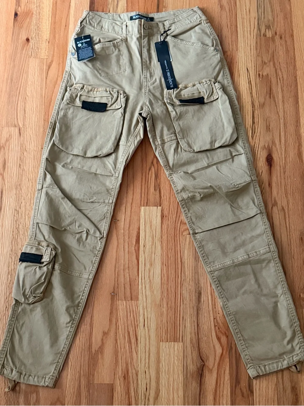 Men’s Cargo Pants in Khaki